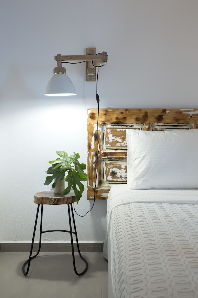 Amperian Mykonos Suites & Villas