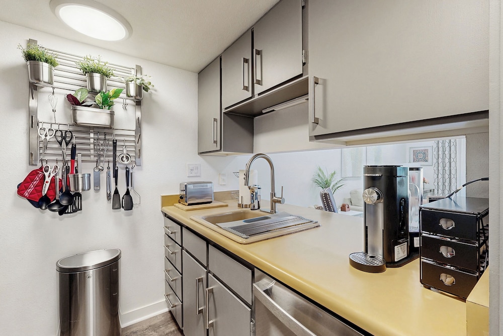55+ Condo w/ Balcony & Mtn Views, Shared W & D