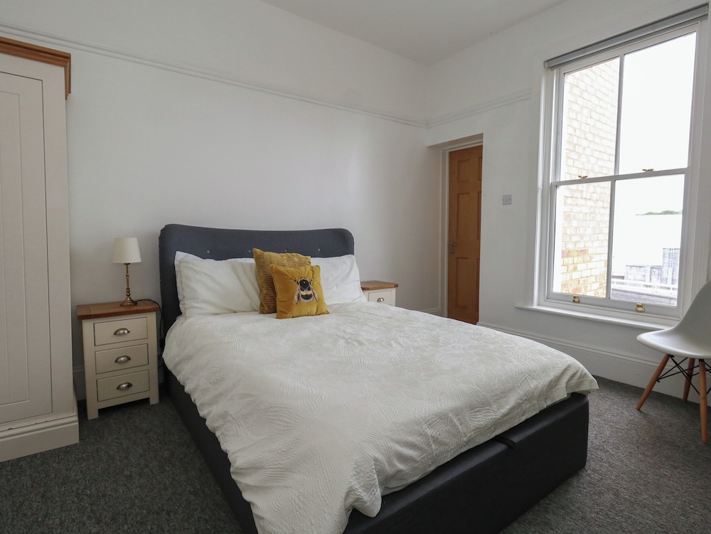 Flat 2 - Studland