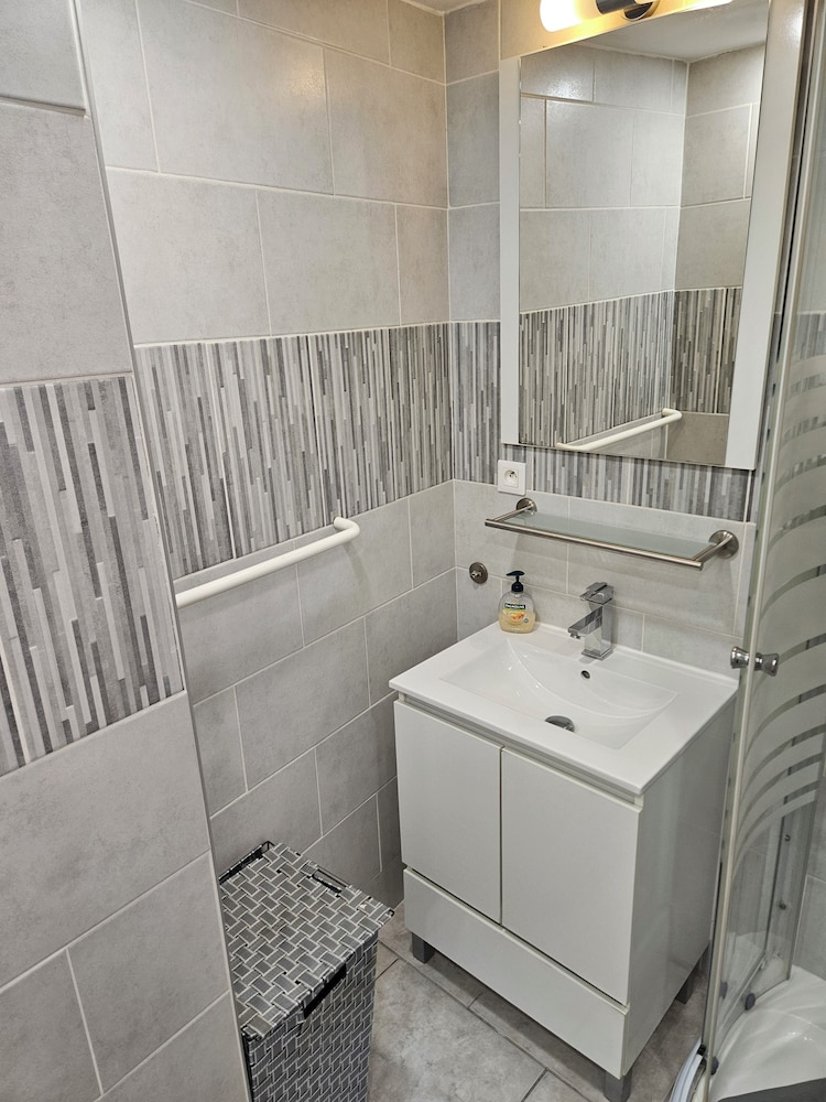 Chambre 2 lit simple avec balcon