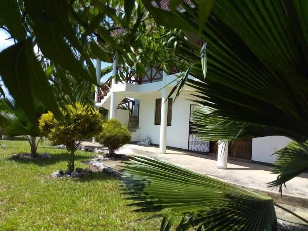 Sea Breeze villas