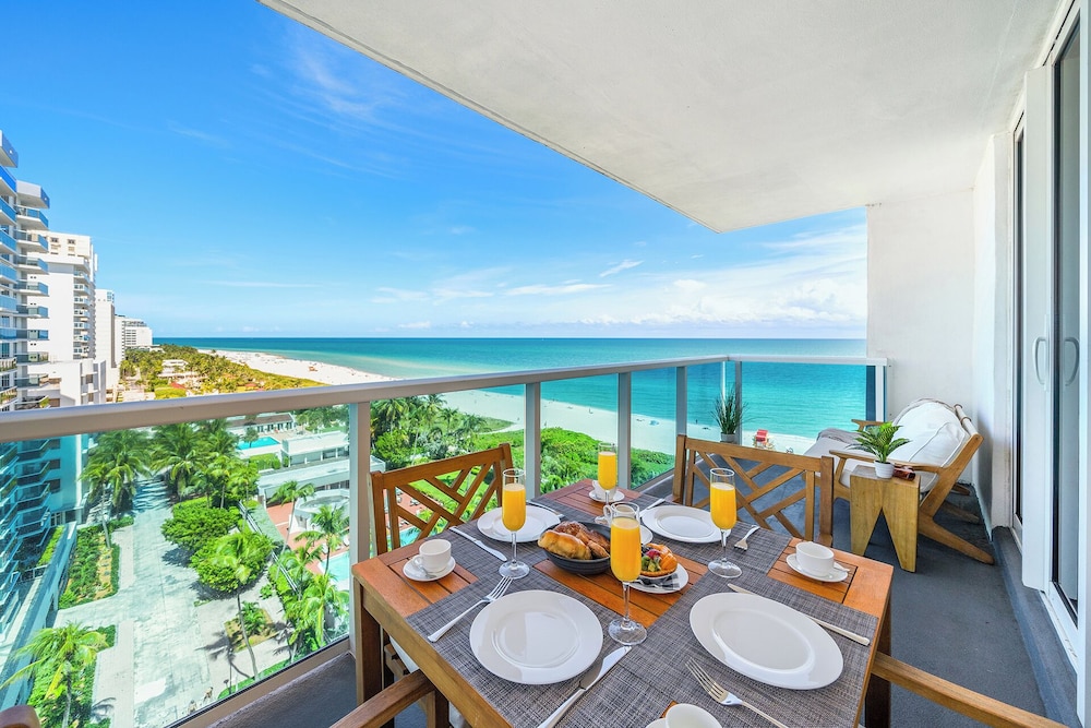 Luxury Vacation Rentals at 1 Hotel & Homes by LRMB