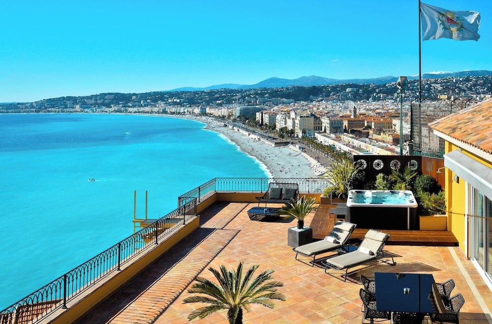 Hôtel La Pérouse Nice 52