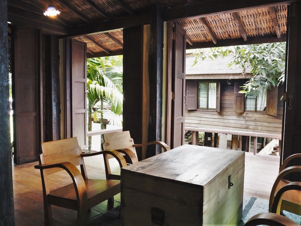 Lanna Ricebarn