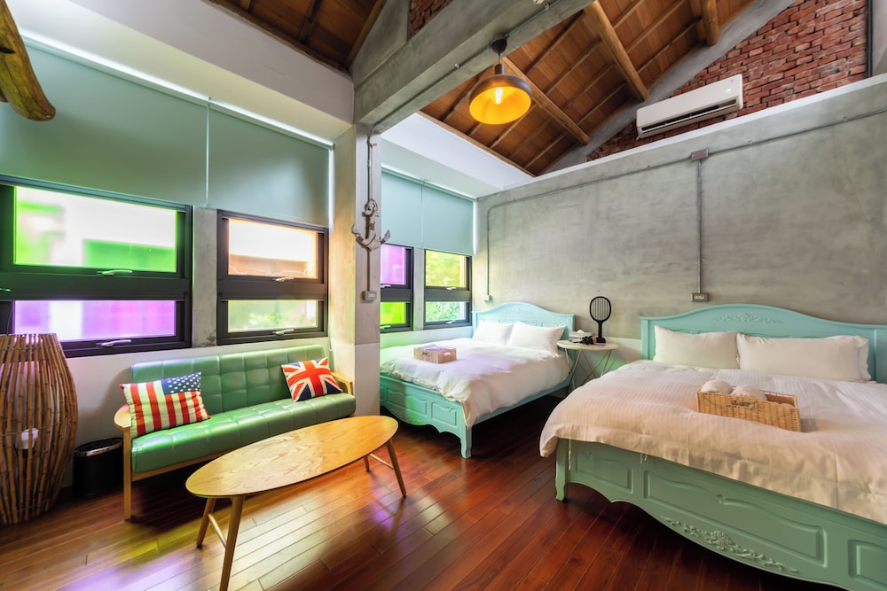 Shine tree house view 2