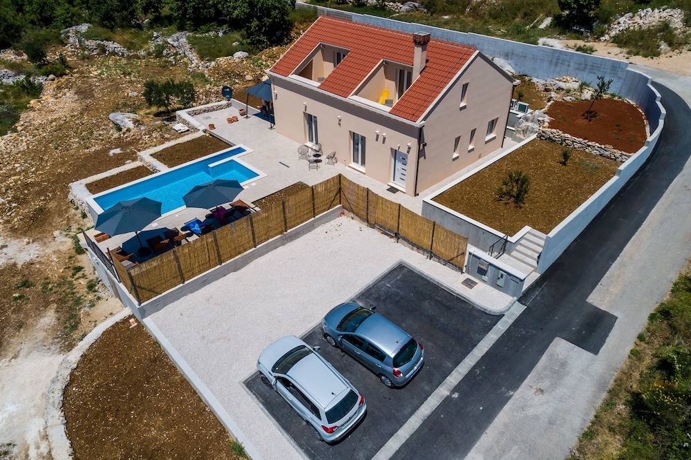 Villa Rubea view 5