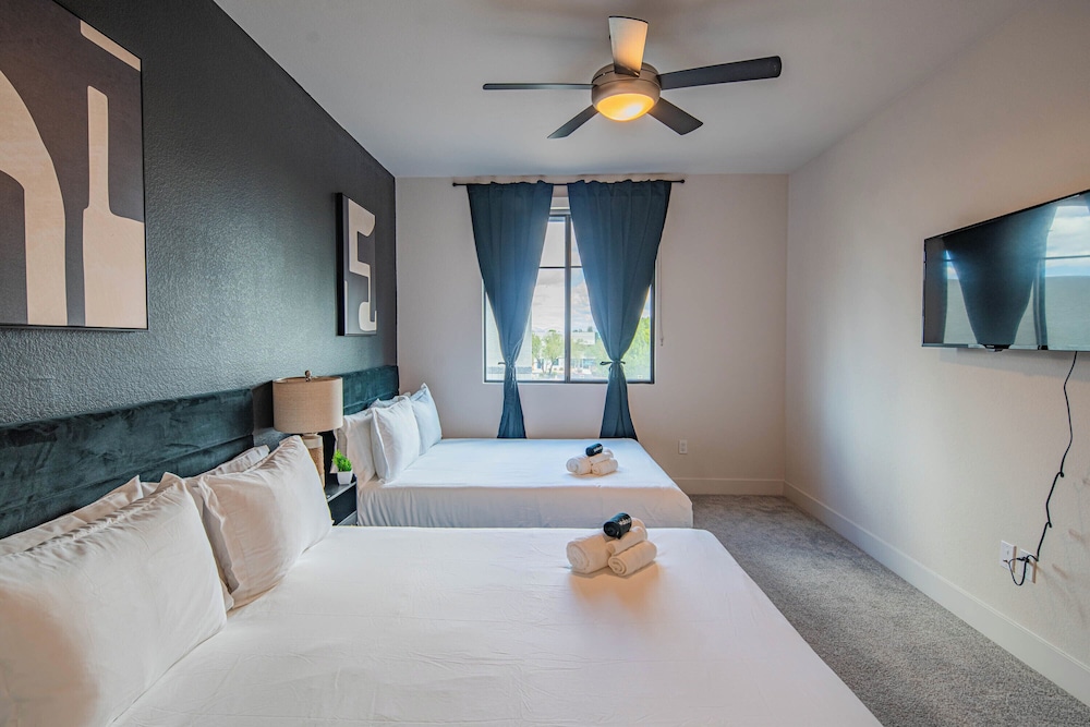 ROVE LIVING/KB - Scottsdale Grand