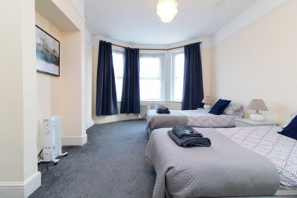 Thornbury Guest House Room