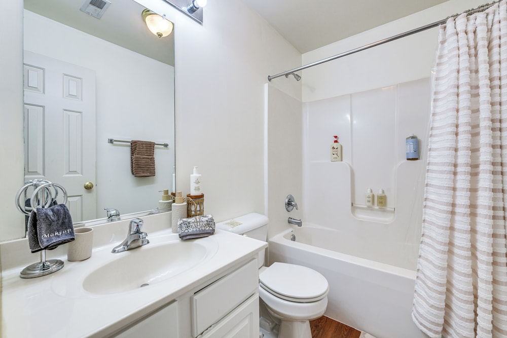 2 Blocks to Potomac River: Gem in Colonial Beach!