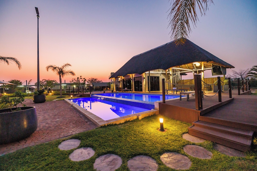 Shumbalala Game Lodge Botswana