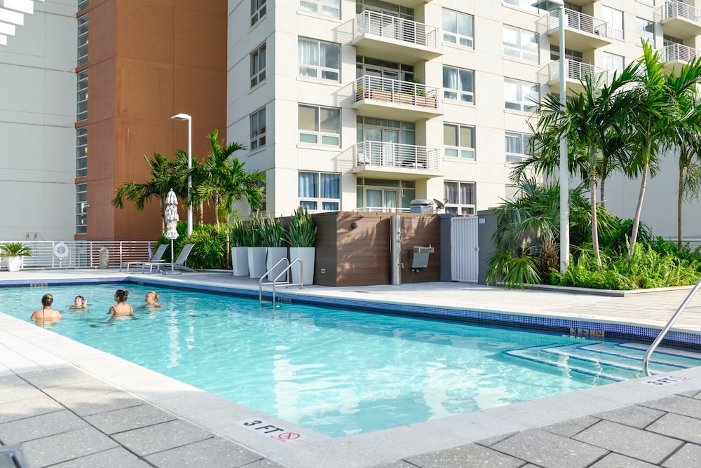 Prime Midtown Miami Condo