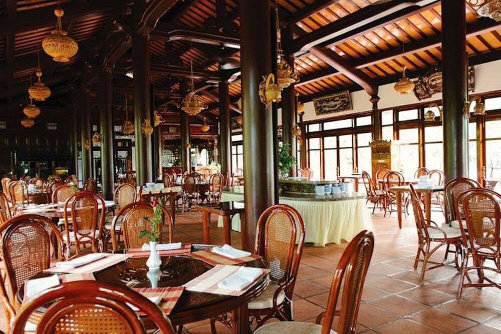 Lăng Cô Beach Resort