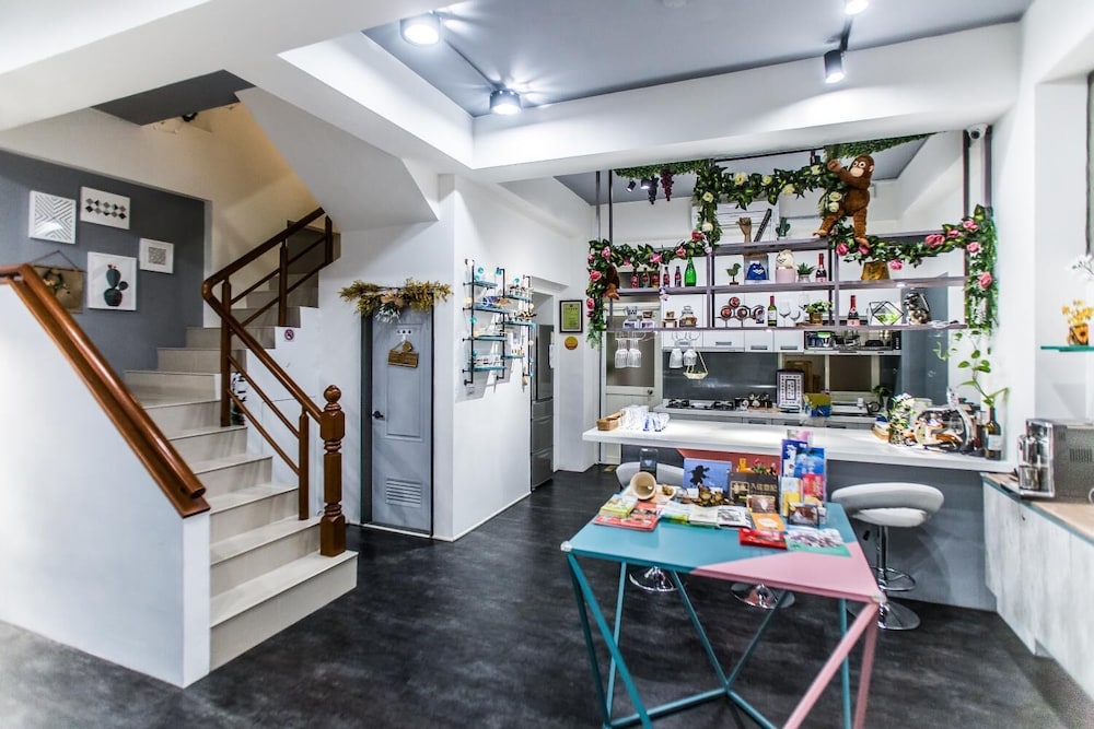 Corner Casual B&B