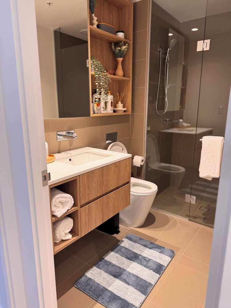 Luxury 2-bedroom Apartment in the Heart of Melbourne