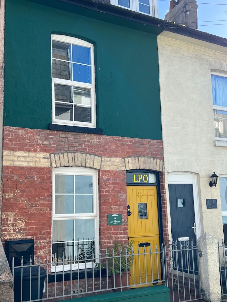 Dog Friendly Brixham Cottage, 3 Minutes to Harbour