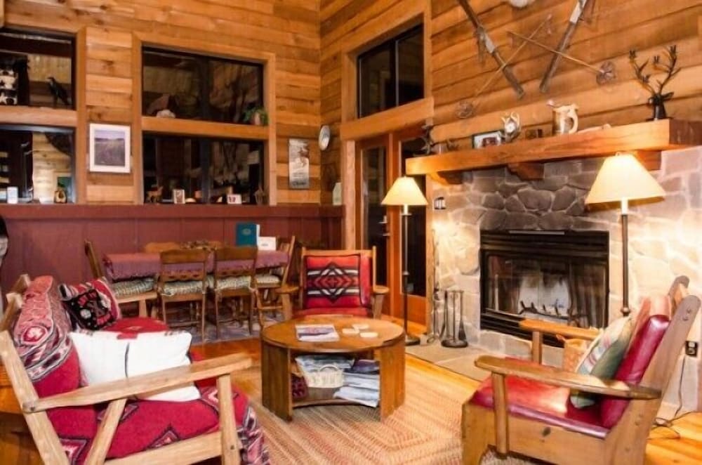 Mt Baker Lodging Cabin 44 - Sleeps 6 view 5