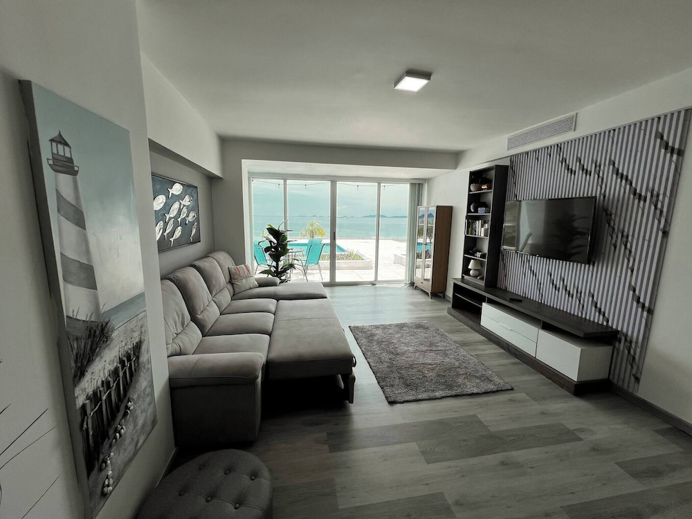 Exclusive Apartment in Calzada de Amador