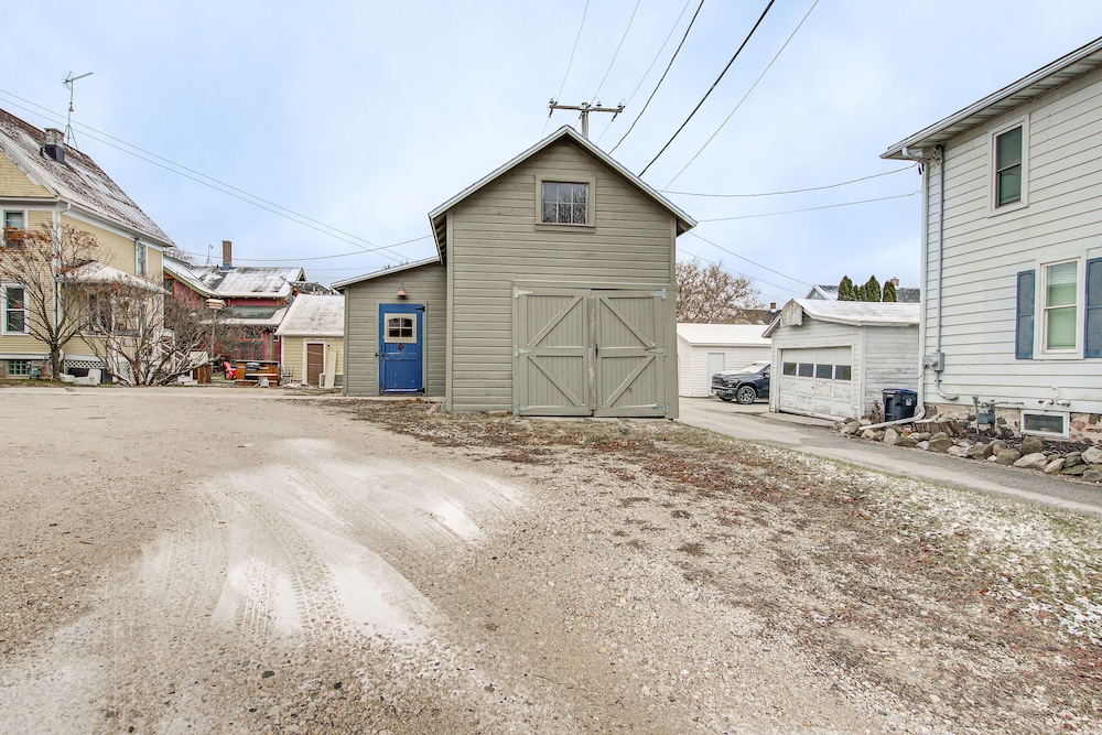 Lovely Elkhart Lake Apartment - Walk to Town! view 5