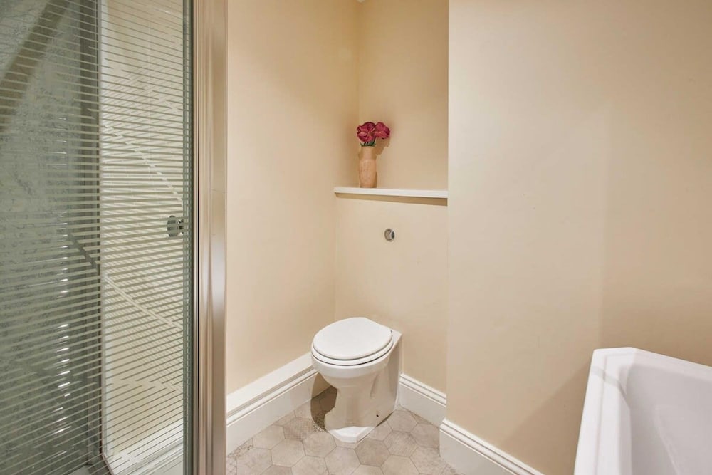 Host Stay Hide Hill Apartment B