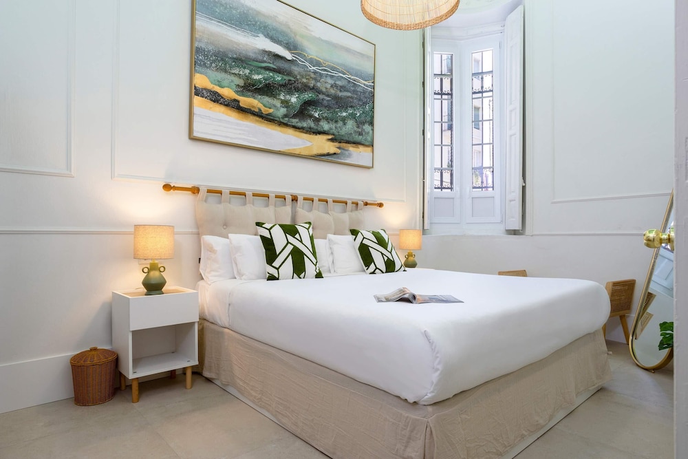 Stylish Apartment in Central Seville. Boteros