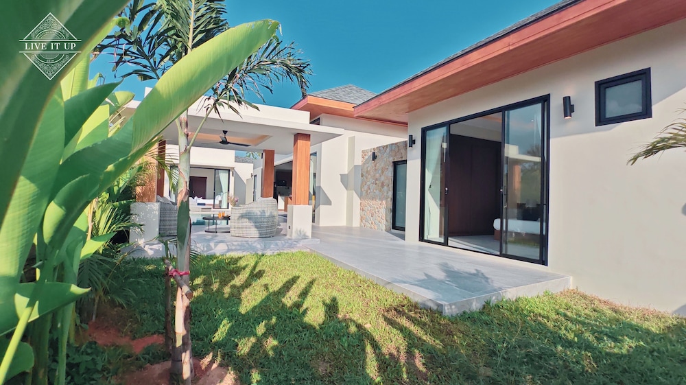 Santi Tara Villas