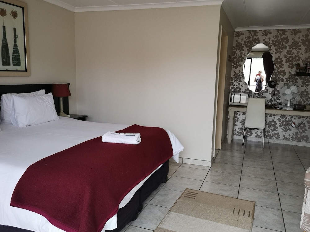 Nahoon Mouth Guest House view 5