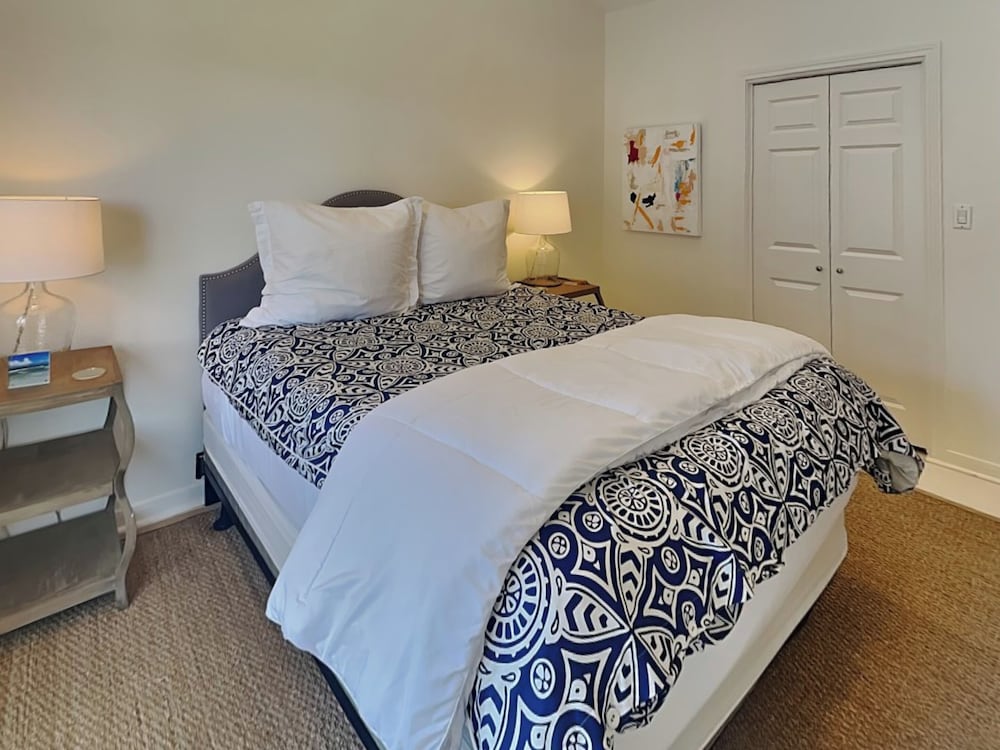 Papa's Paradise by Ryson Vacation Rentals