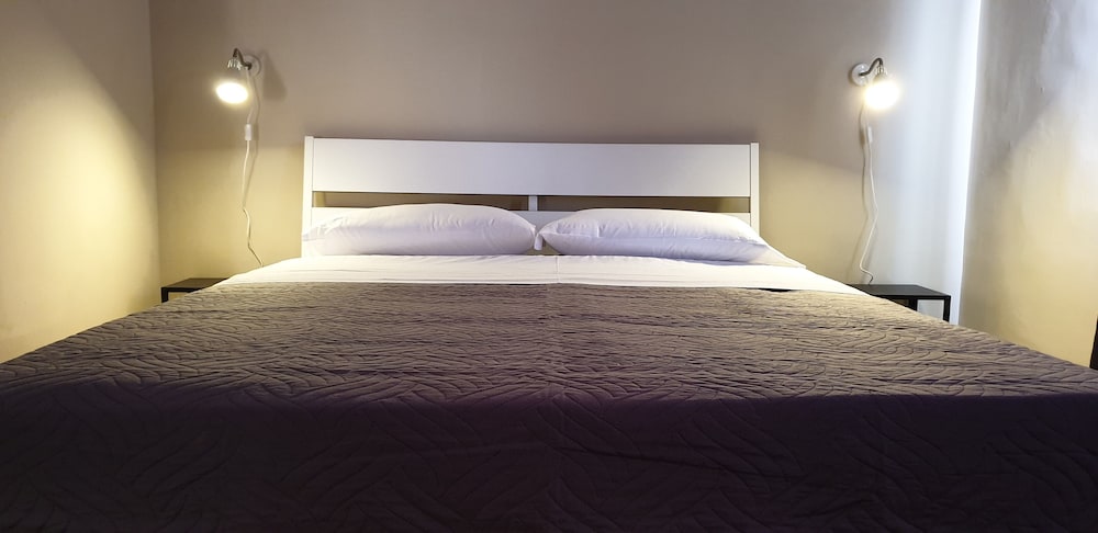 Departure rooms&hostels