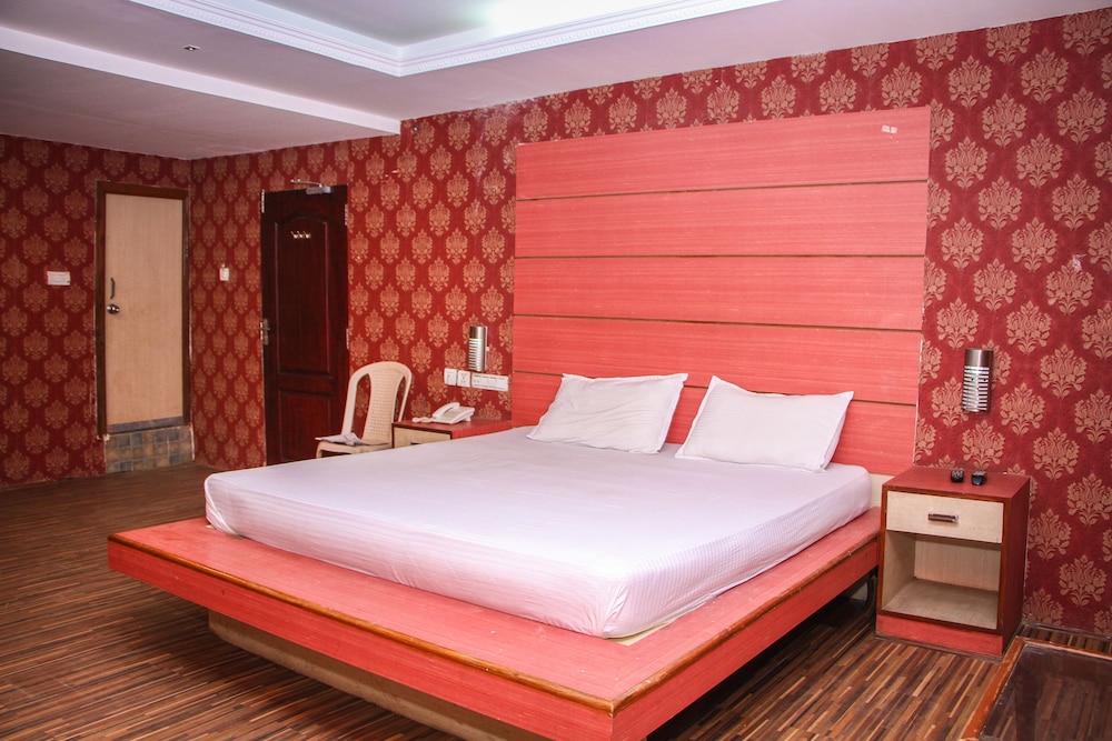 DeSantosh Residency