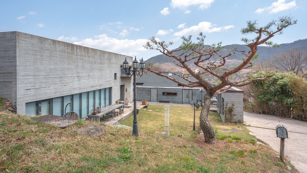 Ganghwa Atti House Private Spa Pension
