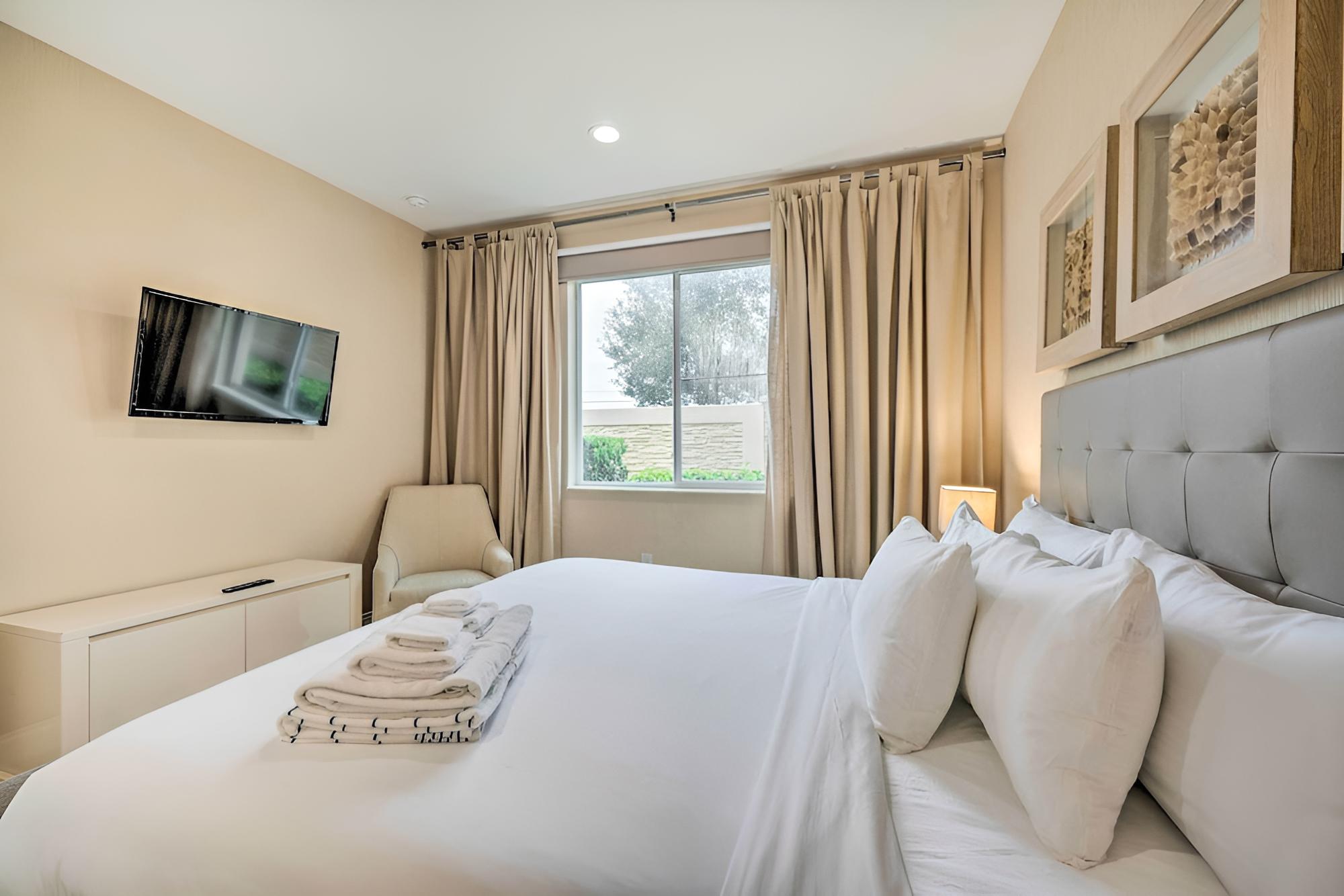 Kissimmee Townhome < 2 Mi to Disney World! - Image 4