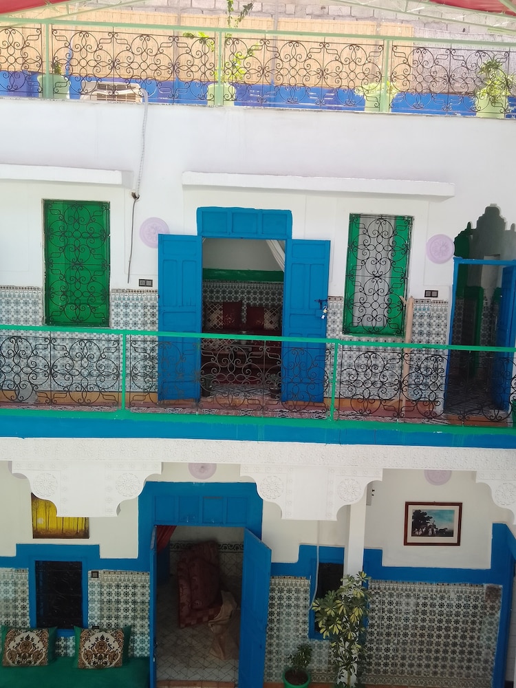 Riad dar Medina Land