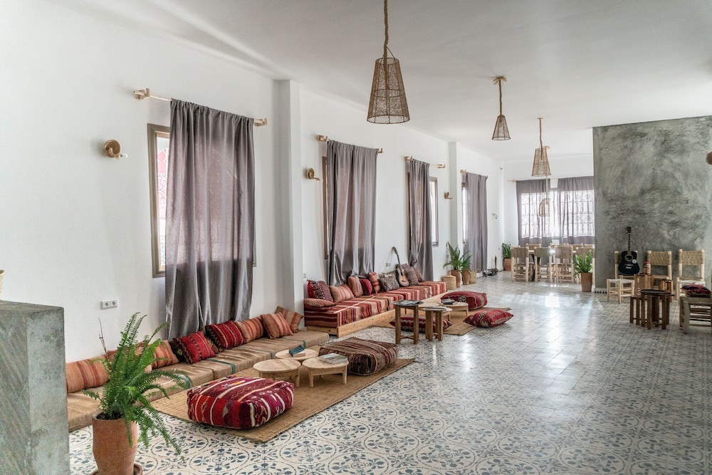 lounge