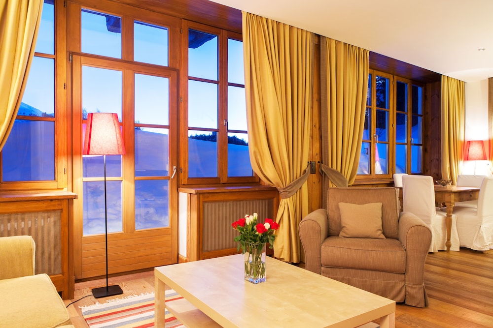 Maloja Club House