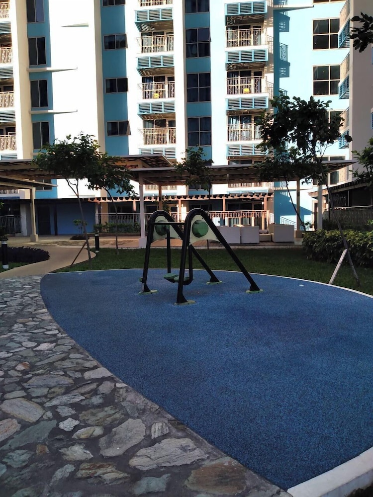 BAYSHORE RESIDENTIAL RESORT 2 PHASE 1