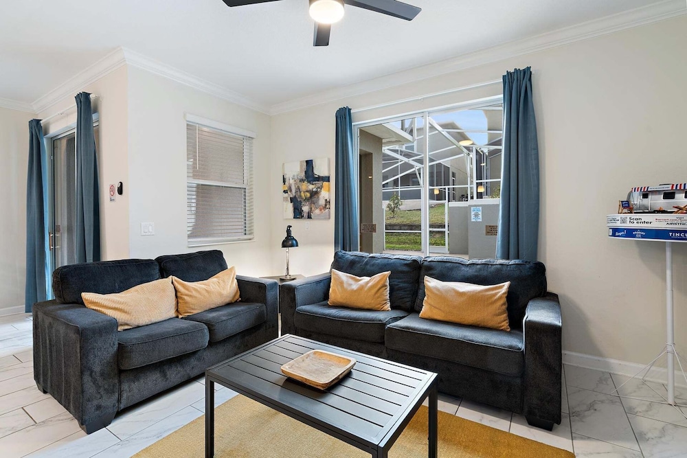 Championsgate Resort 4 Bedroom Private Pool Townhome 4 Townhouse