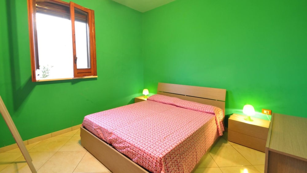 Villa for 6 People 2 Bedrooms a few Meters From the sea