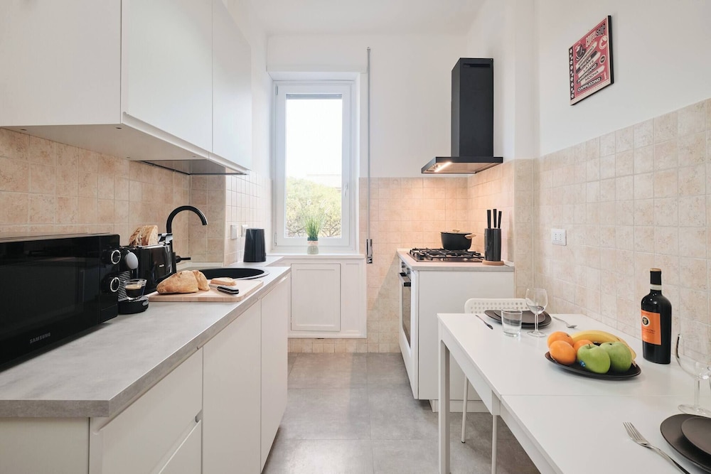 Colosseo-san Giovanni, New Apartment Wi-fi & A-C