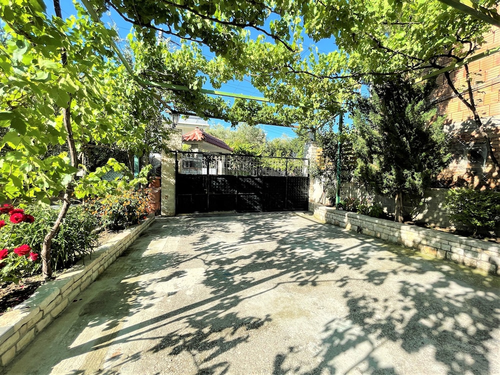 Charming 3-bed Apartment in Vlore