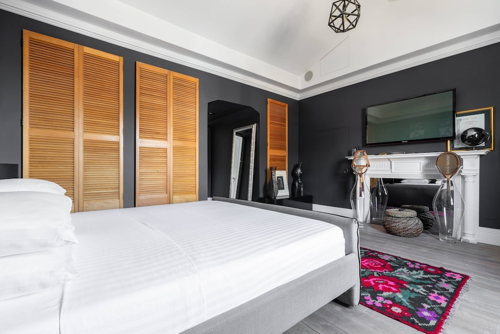 Hans Road II by Onefinestay