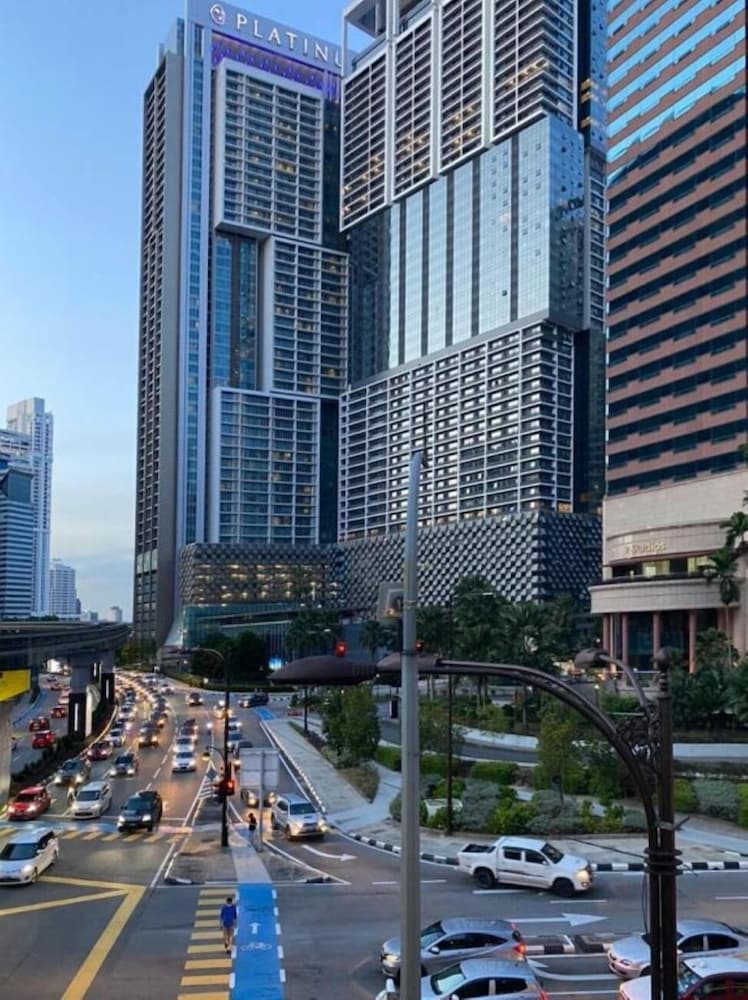 The Platinum Suites KLCC By Sky Pool