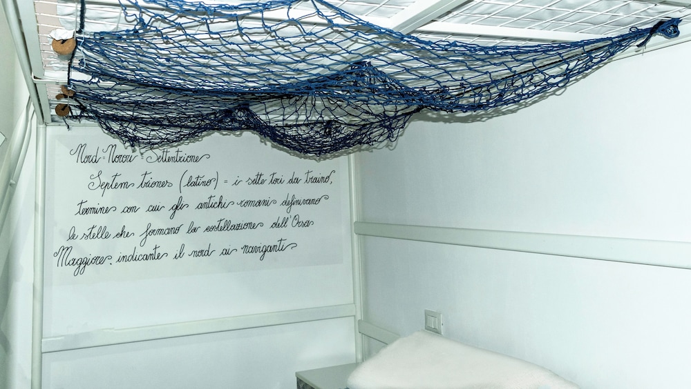 Blu Bed