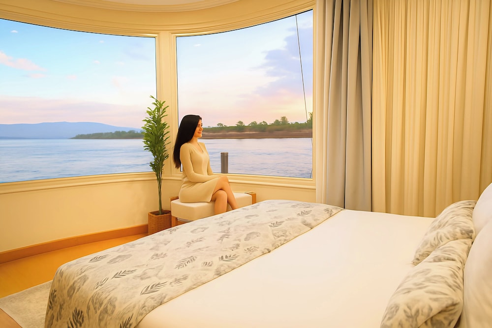 Dahabiya Nile Cruise every Friday from Aswan 3 nights and every Monday from Luxor 4 nights