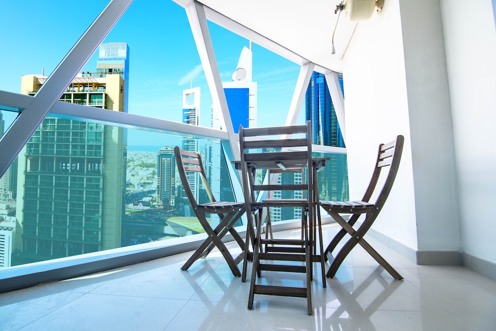 Lux BnB DIFC 2BDR Park Towers