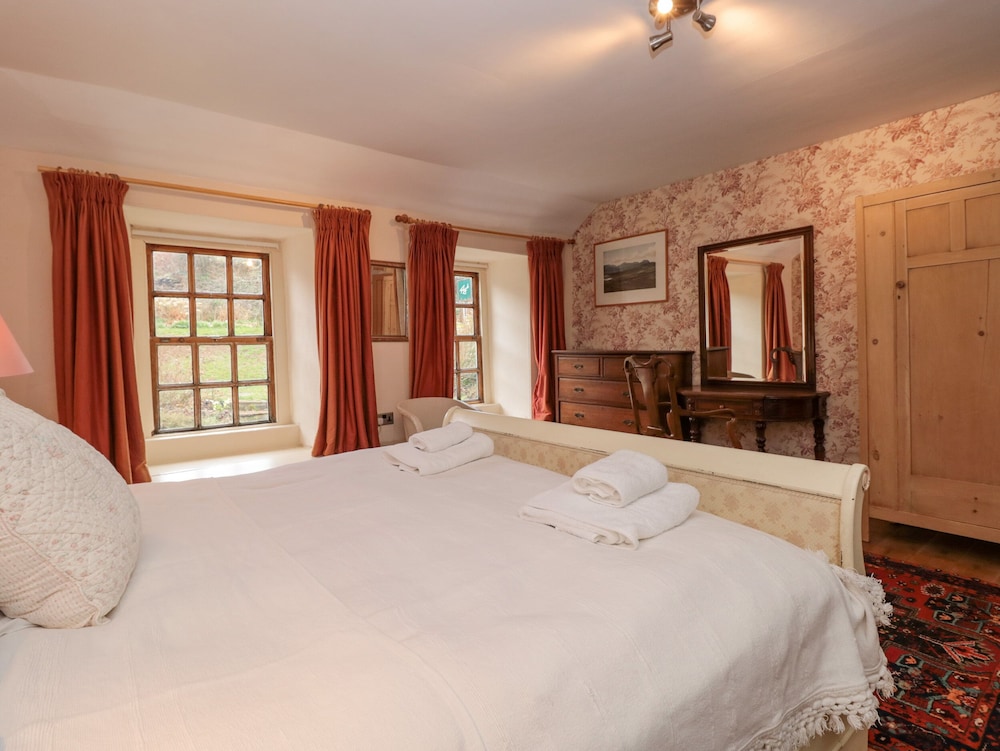 Manor Farmhouse