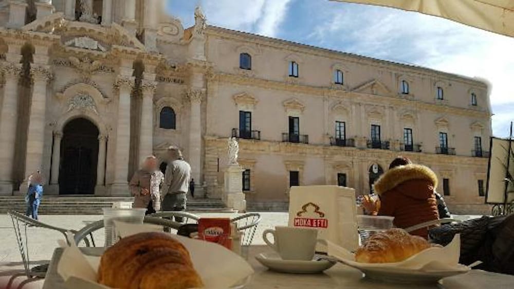 Tre Archi