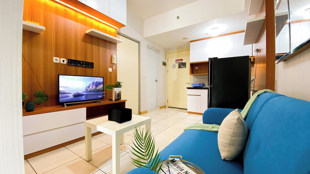 Scenic 2Br Apartment At M-Town Residence