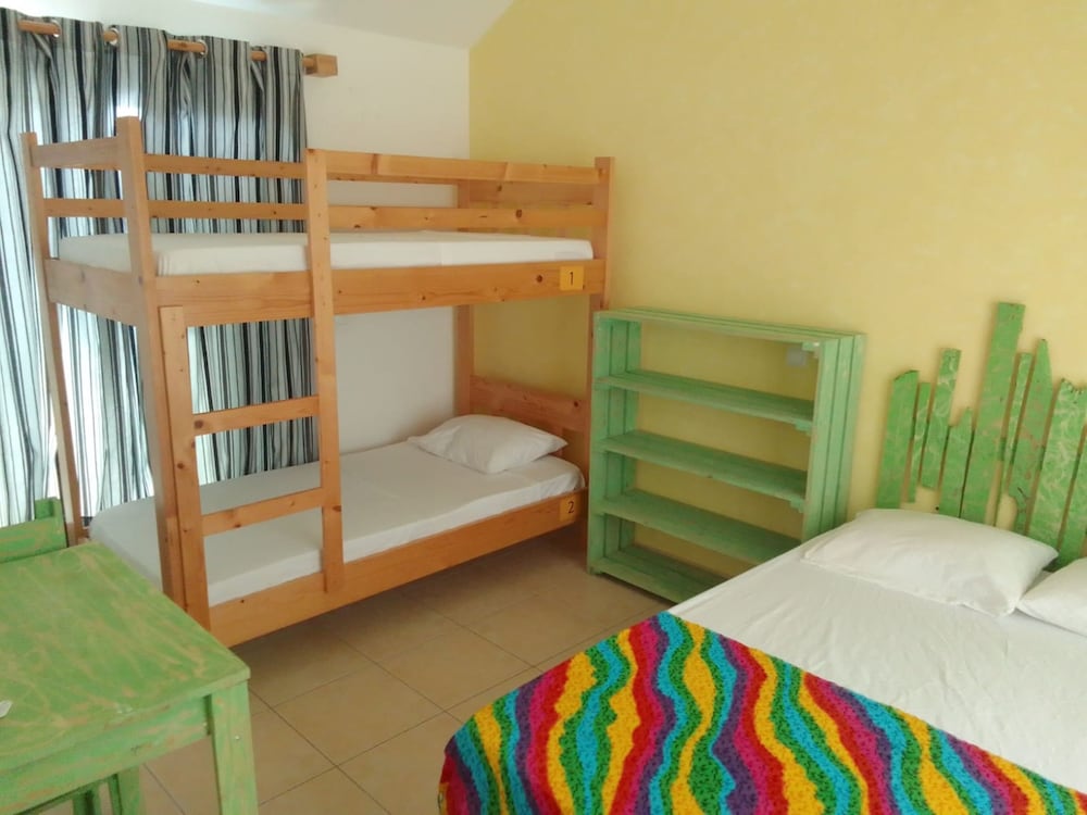 Atlantic Sal Hostel view 3