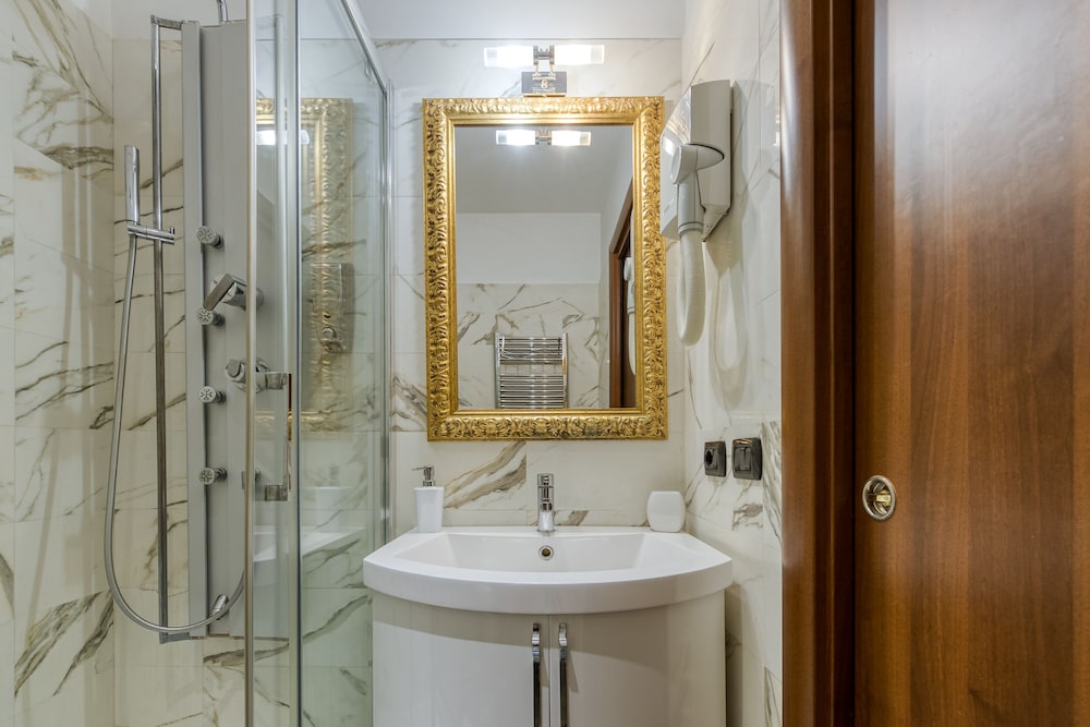 Le Suite Downtown