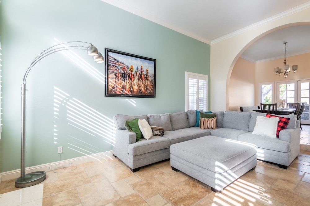 San Diego Vacations - Luxury San Diego House: Beach, Pool  Pet-friendly by Redawning - Property Image 12